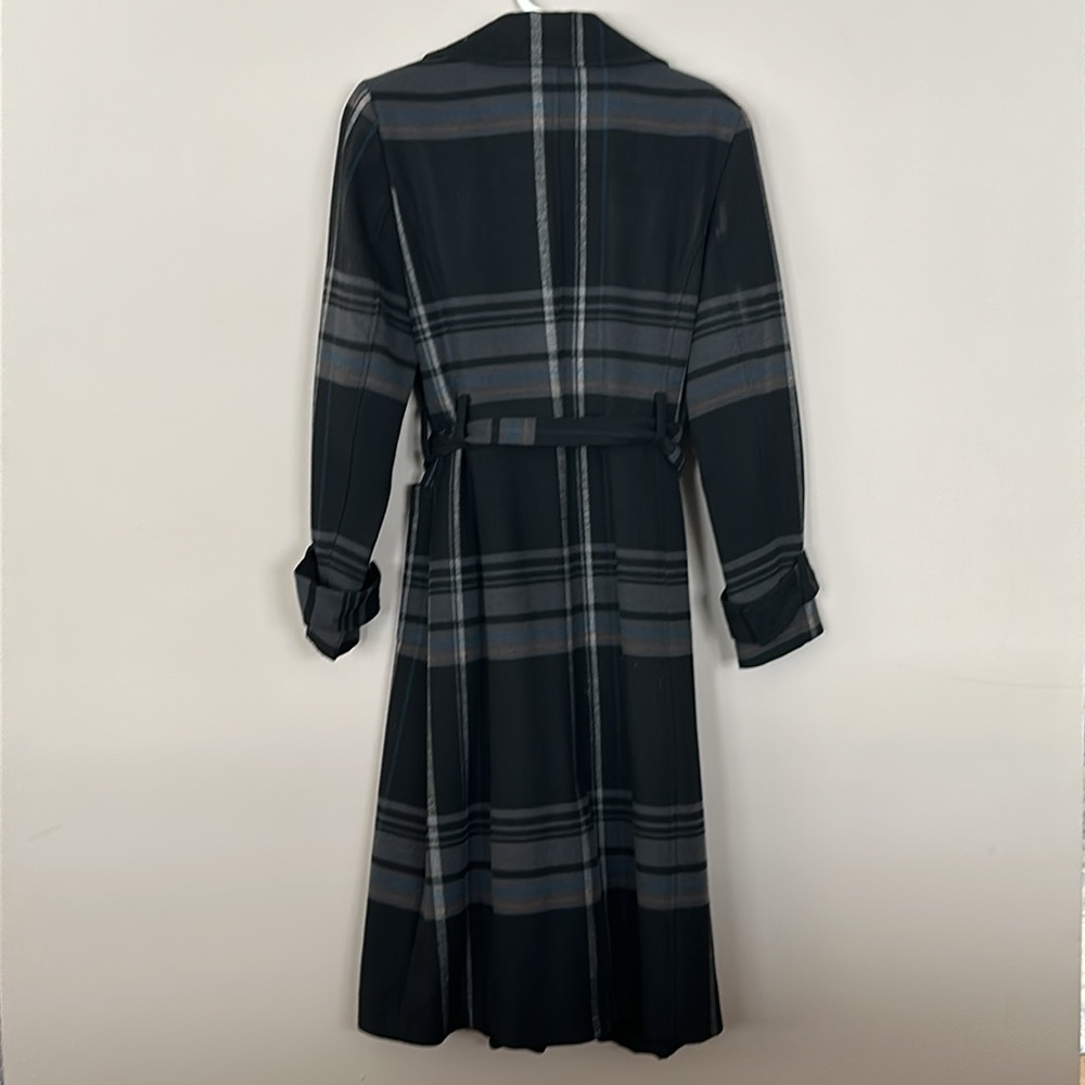 Jacket - Picture 4 of 4